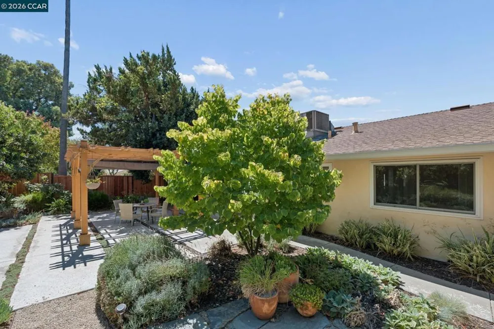 1321 Hollyhock St Livermore, CA 94551