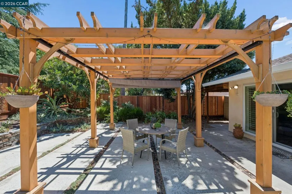 1321 Hollyhock St Livermore, CA 94551