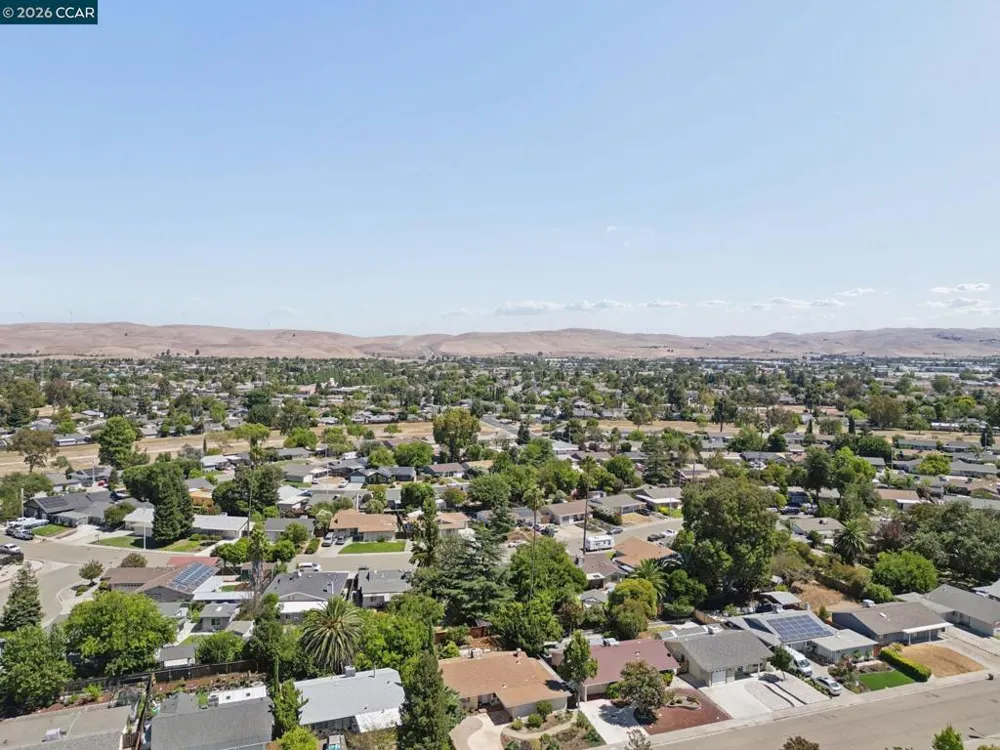 1321 Hollyhock St Livermore, CA 94551