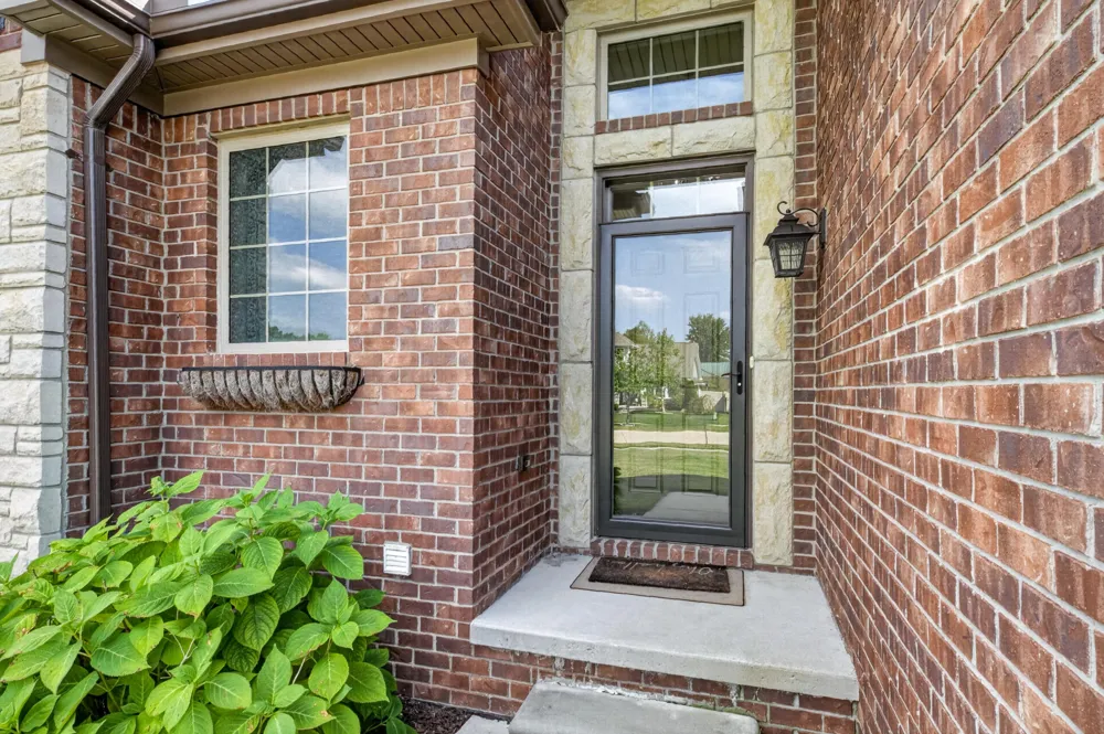 23110 Merlene Drive Macomb, MI 48042