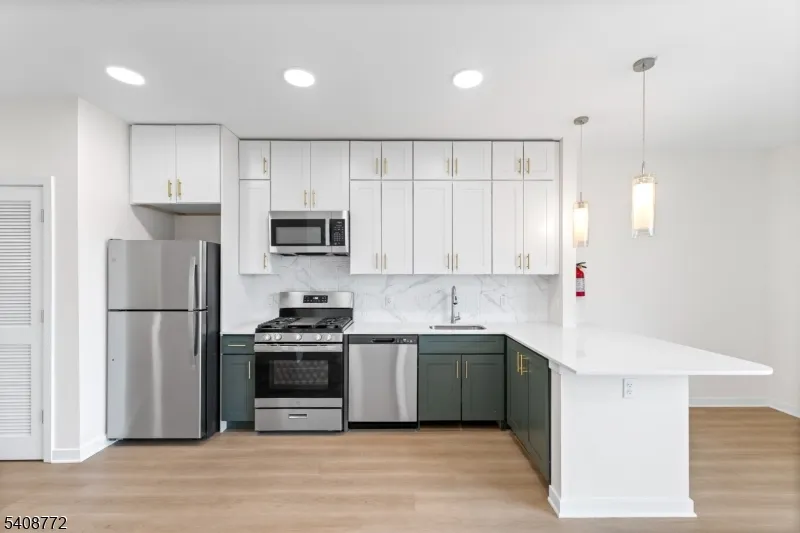 321 E 3rd St #332 Unit 332 Plainfield City, NJ 07060