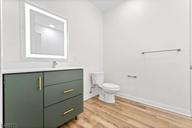 321 E 3rd St #332 Unit 332 Plainfield City, NJ 07060