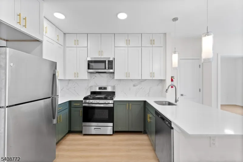 321 E 3rd St #332 Unit 332 Plainfield City, NJ 07060