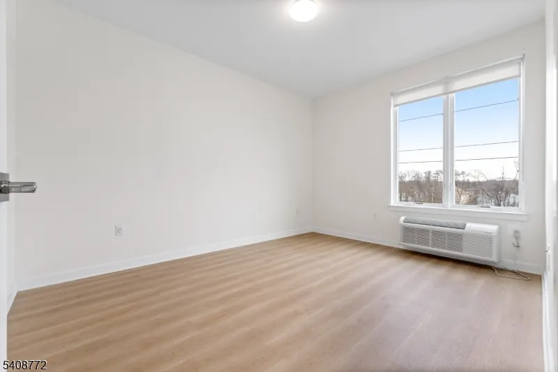321 E 3rd St #332 Unit 332 Plainfield City, NJ 07060