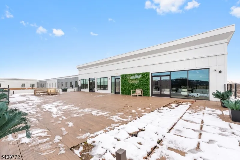321 E 3rd St #332 Unit 332 Plainfield City, NJ 07060