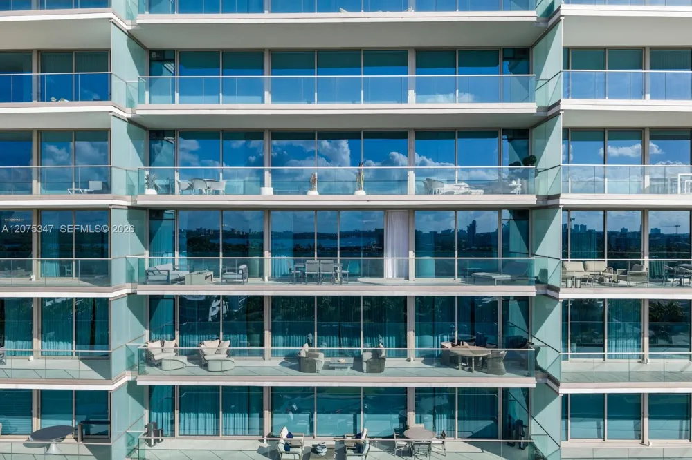 10201 Collins Ave #907 Bal Harbour, FL 33154