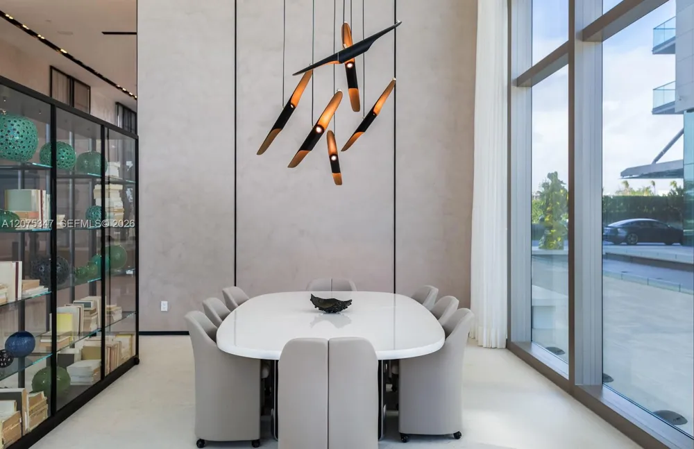 10201 Collins Ave #907 Bal Harbour, FL 33154