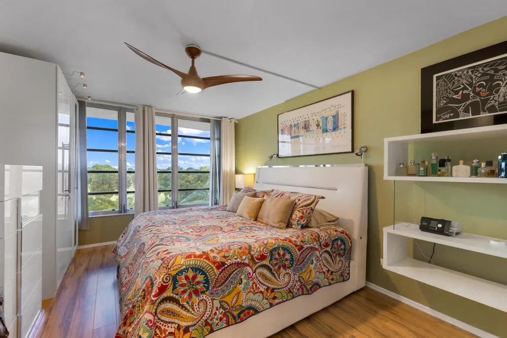 3960 Oaks Clubhouse Drive #504 Pompano Beach, FL 33069