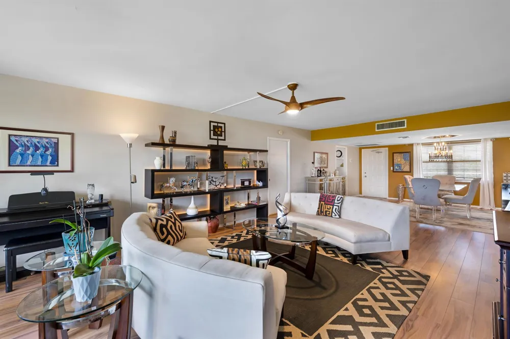 3960 Oaks Clubhouse Drive #504 Pompano Beach, FL 33069