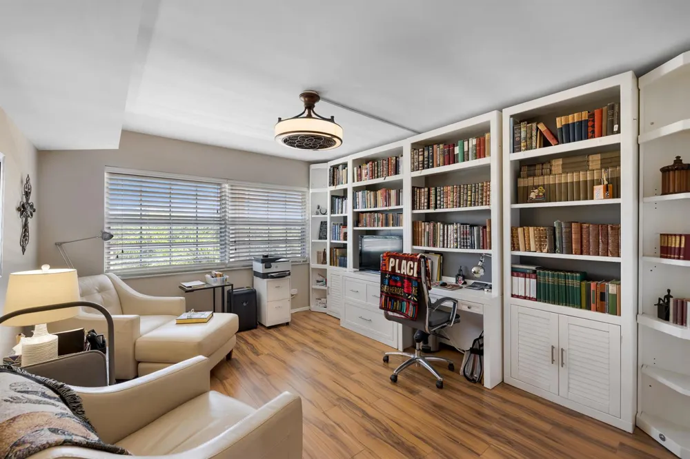 3960 Oaks Clubhouse Drive #504 Pompano Beach, FL 33069