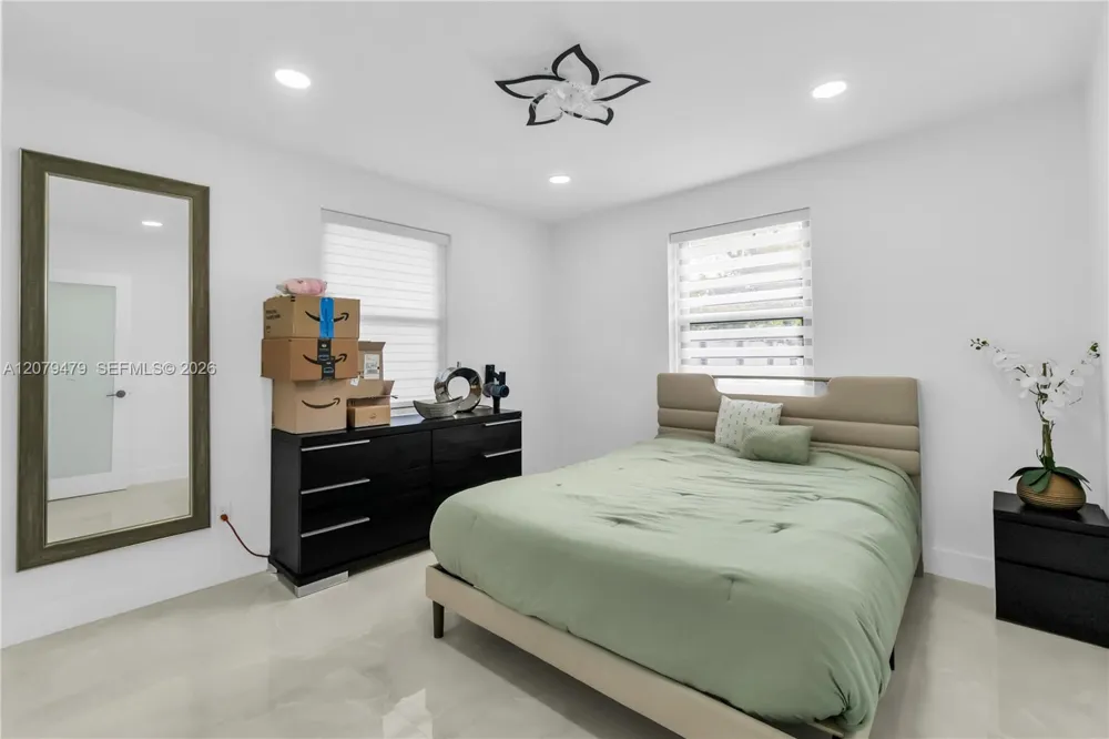 10420 SW 182nd St Miami, FL 33157