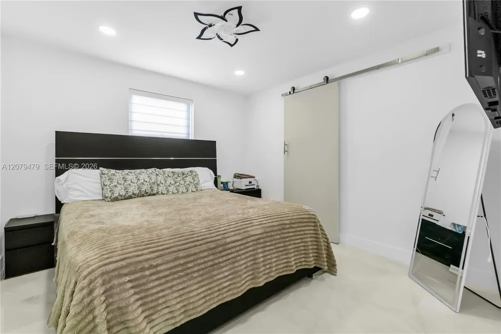 10420 SW 182nd St Miami, FL 33157