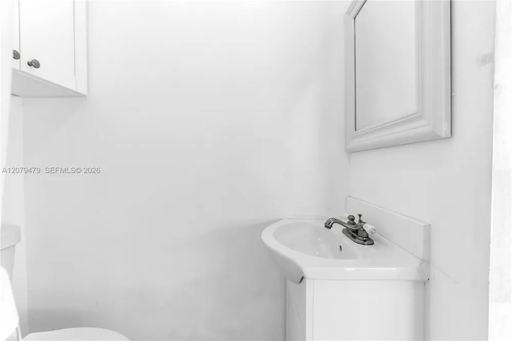 10420 SW 182nd St Miami, FL 33157