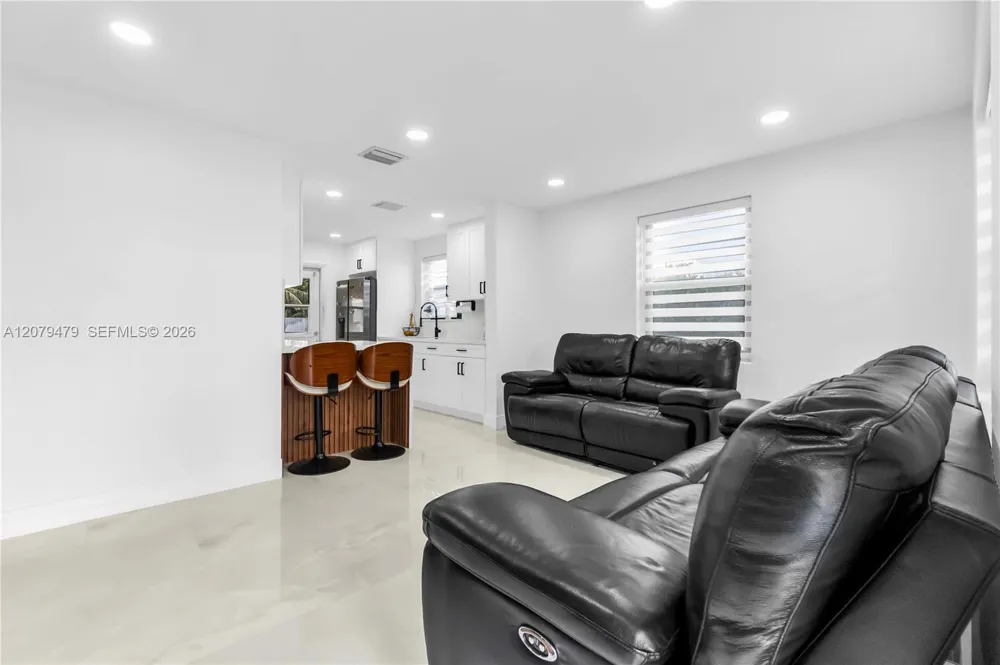 10420 SW 182nd St Miami, FL 33157