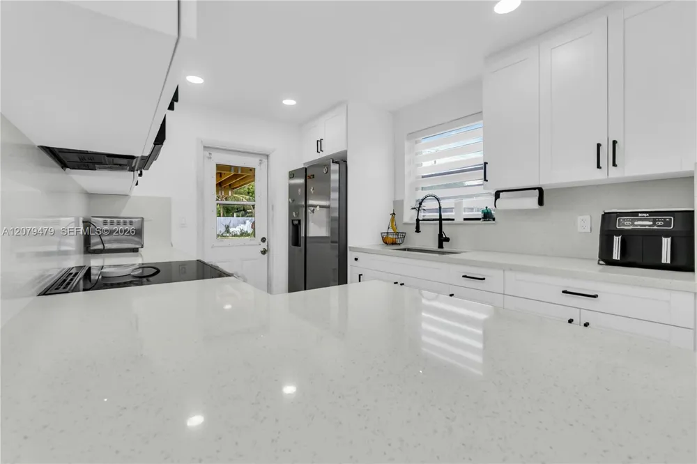 10420 SW 182nd St Miami, FL 33157