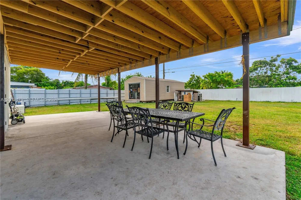 10420 SW 182nd St Miami, FL 33157