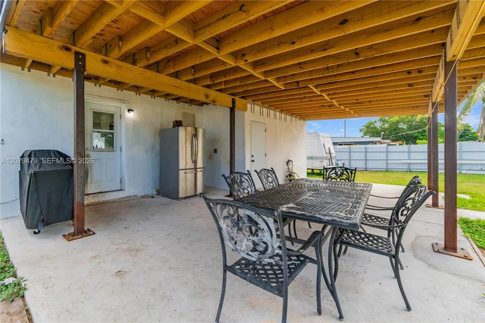 10420 SW 182nd St Miami, FL 33157