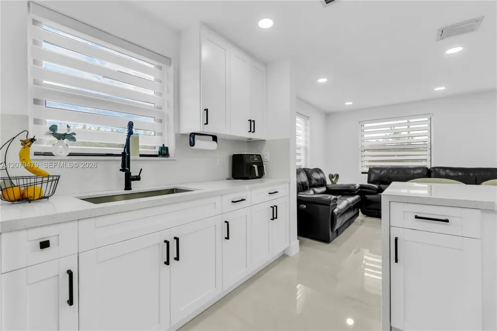 10420 SW 182nd St Miami, FL 33157