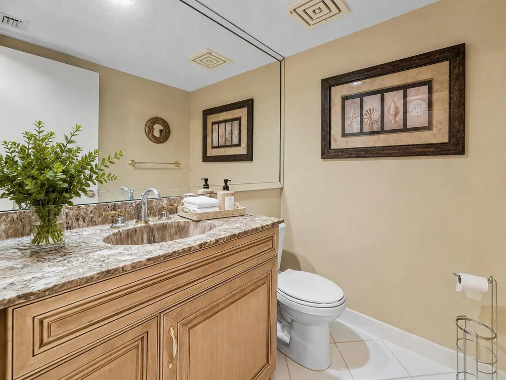 4050 Ocean Avenue #401 Singer Island, FL 33404