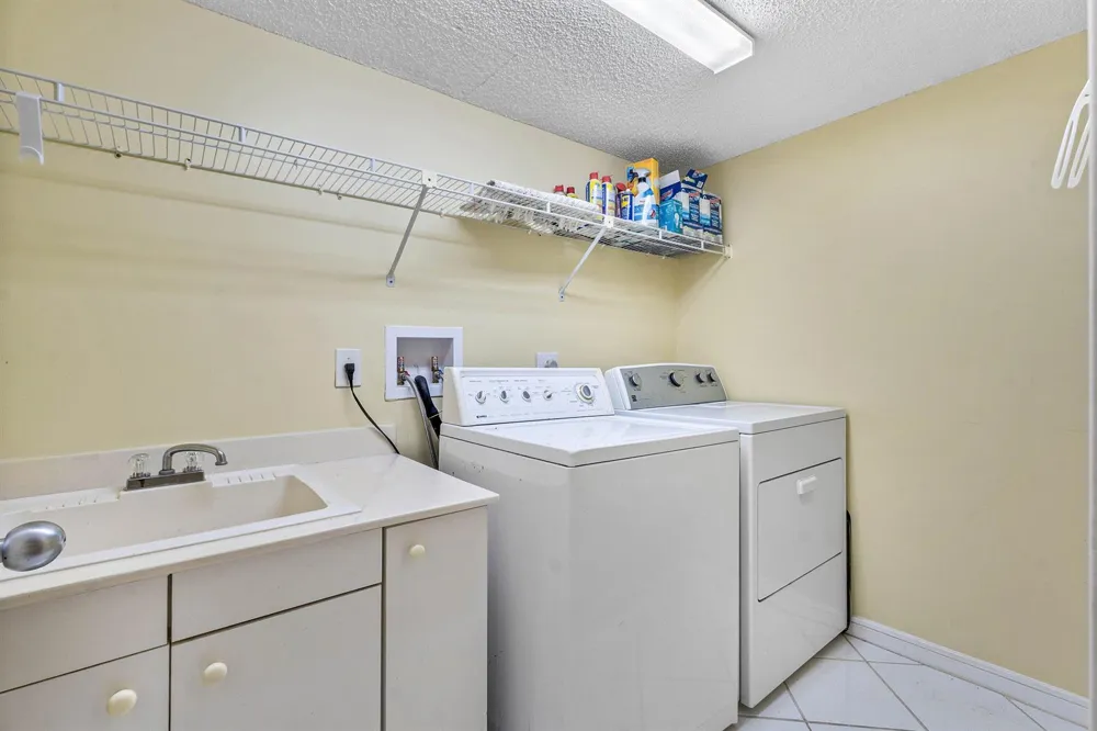 4050 Ocean Avenue #401 Singer Island, FL 33404