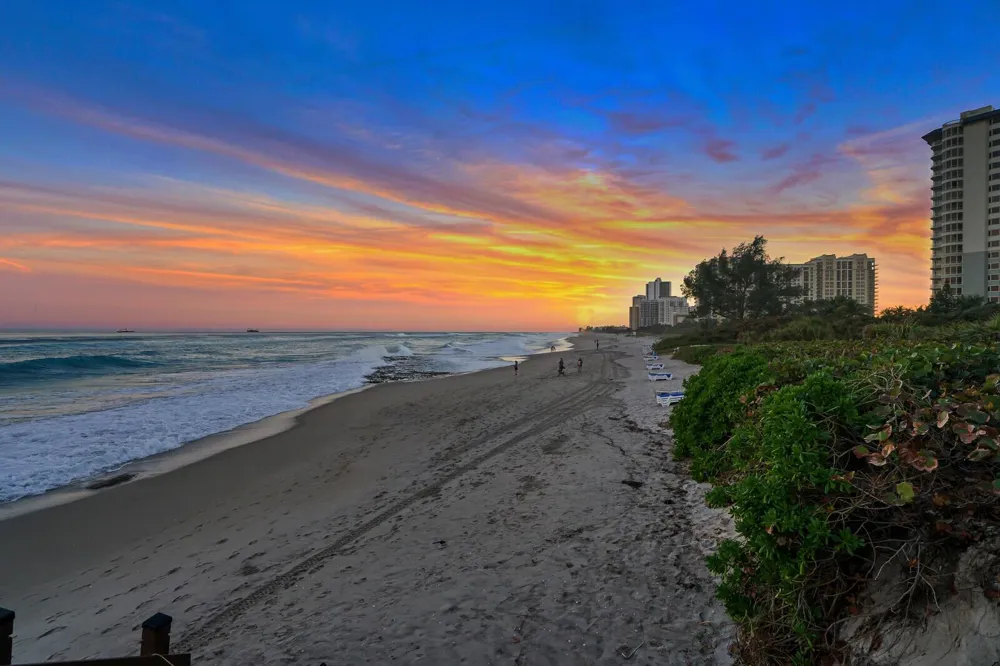 4050 Ocean Avenue #401 Singer Island, FL 33404