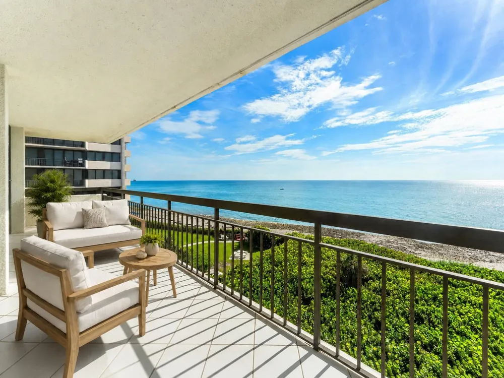 4050 Ocean Avenue #401 Singer Island, FL 33404