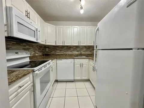 9517 Fontainebleau Boulevard #501-411