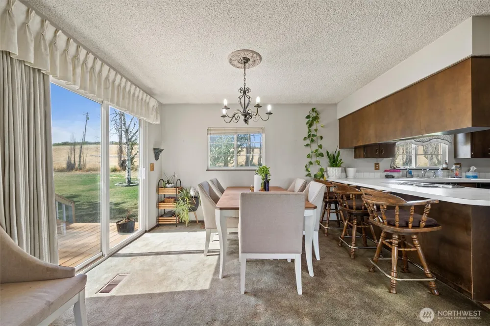 697 Conrad Road Touchet, WA 99360