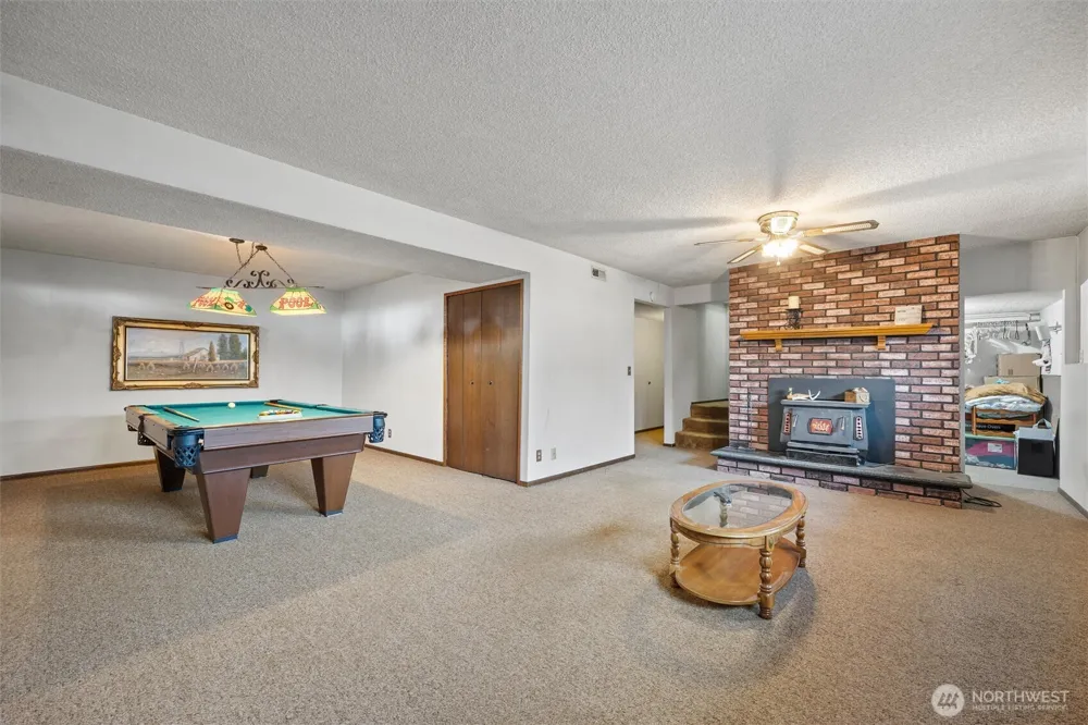 697 Conrad Road Touchet, WA 99360