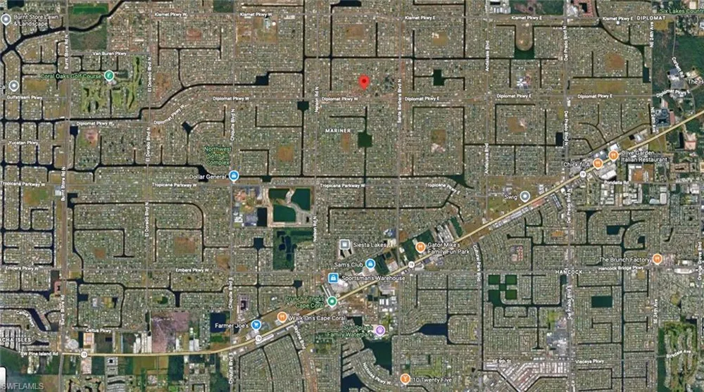 1622 NW 3rd Place Cape Coral, FL 33993