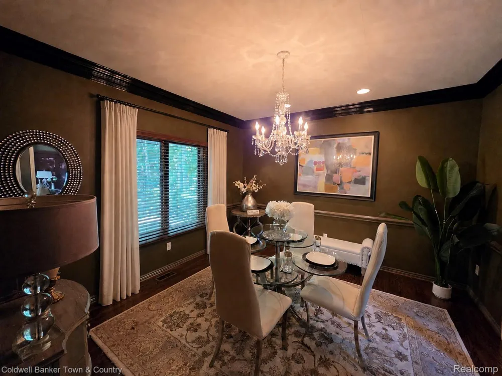5555 Bentwood Lane Commerce Charter Township, MI 48382