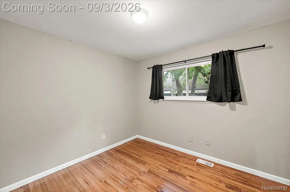3230 Harris Street Ferndale City, MI 48220