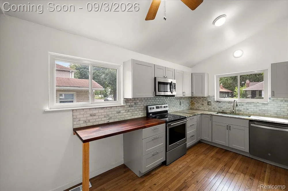 3230 Harris Street Ferndale City, MI 48220