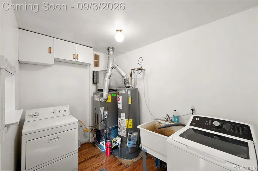 3230 Harris Street Ferndale City, MI 48220