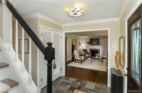 2805 Lamplighter Lane