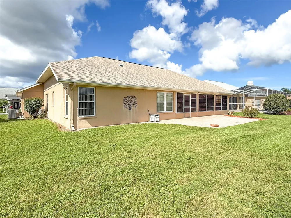 8533 CORAL CREEK LOOP Hudson, FL 34667
