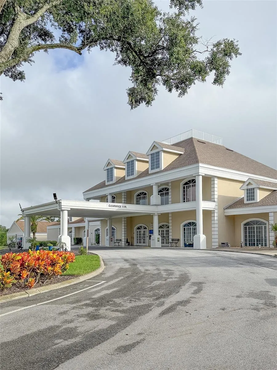 8533 CORAL CREEK LOOP Hudson, FL 34667
