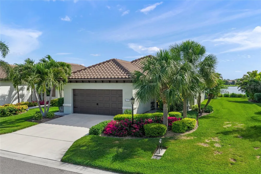 215 CASSANO DRIVE Nokomis, FL 34275