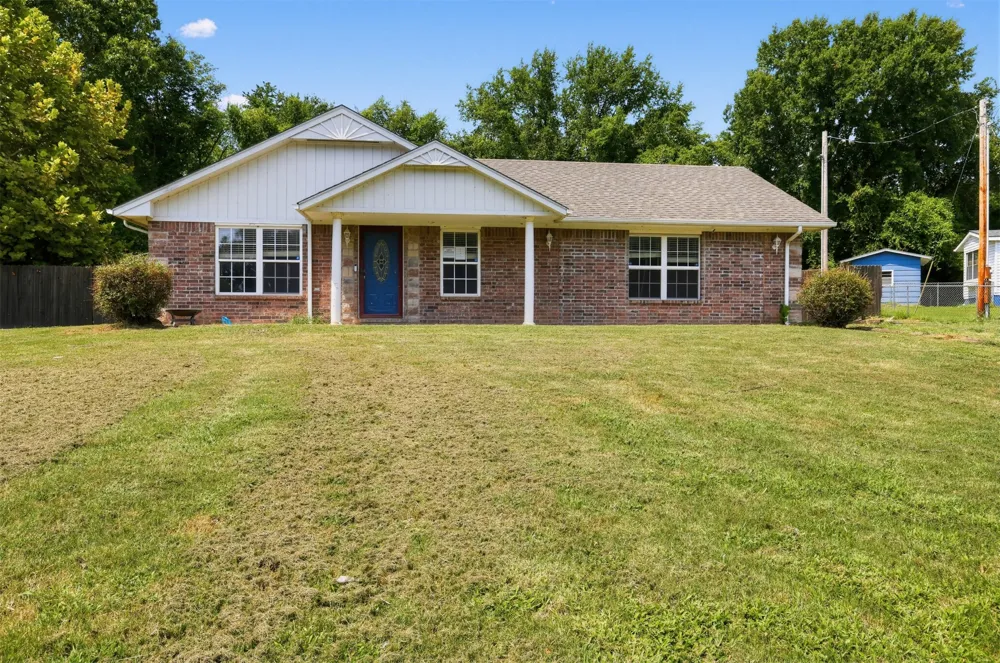 121134 4156 ROAD Eufaula, OK 74432