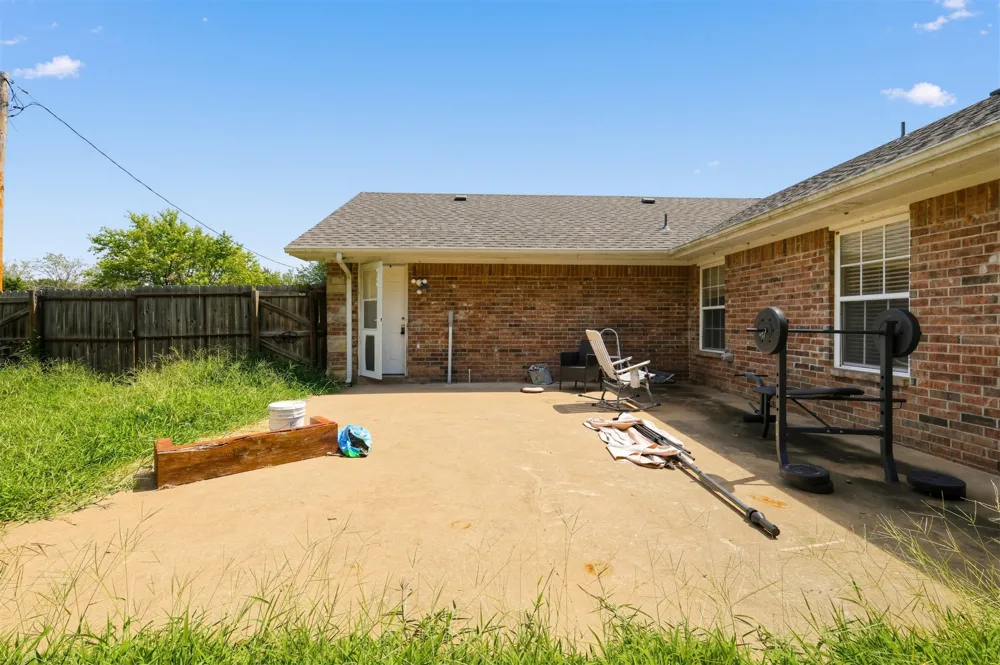121134 4156 ROAD Eufaula, OK 74432