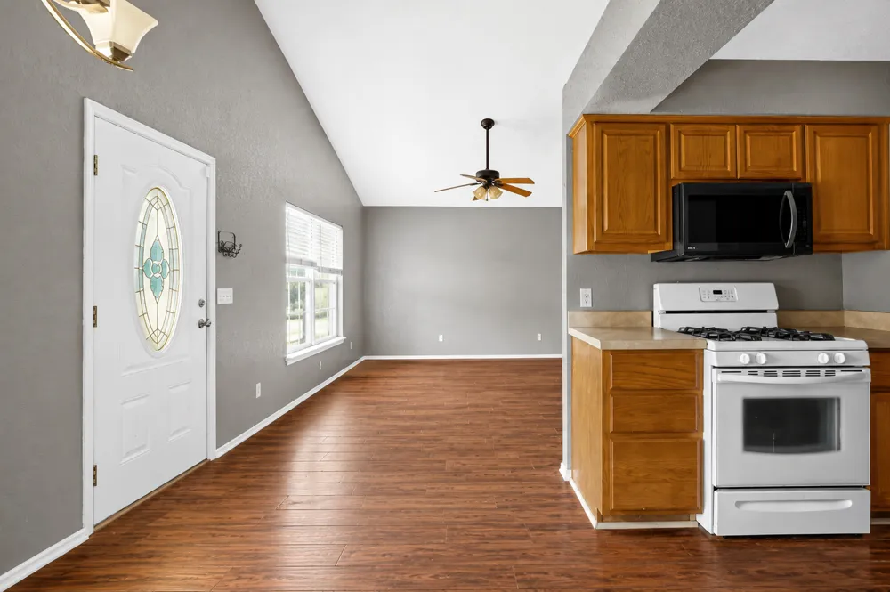 121134 4156 ROAD Eufaula, OK 74432
