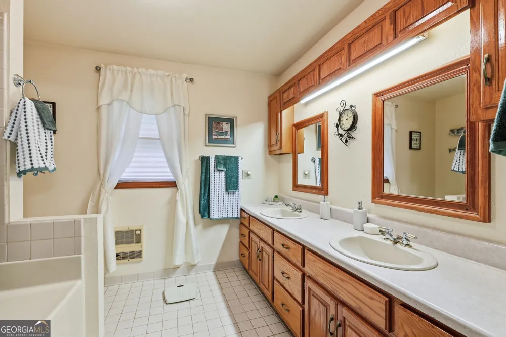 491 Jim Carter RD Clarkesville, GA 30523