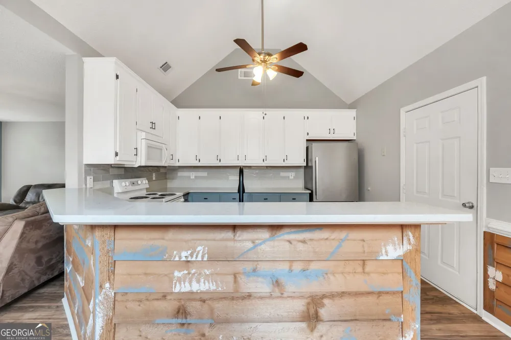 1130 Larkspur DR Locust Grove, GA 30248