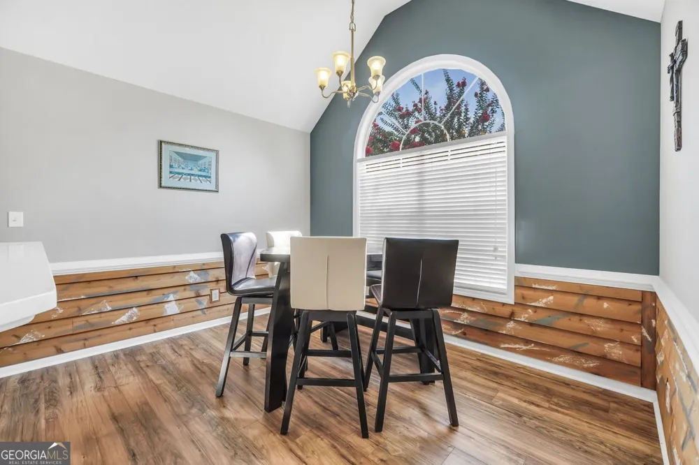 1130 Larkspur DR Locust Grove, GA 30248