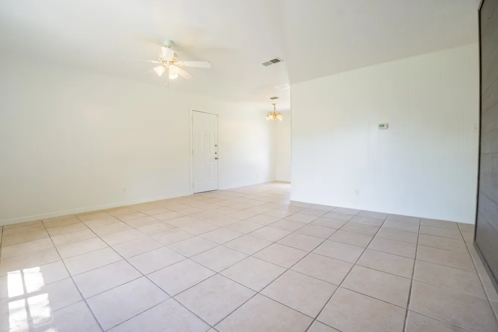 8204 Easter Cove Austin, TX 78757