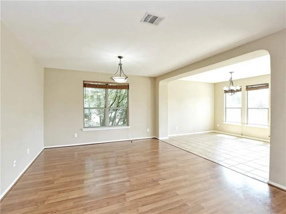 1220 Apollo Circle Round Rock, TX 78664