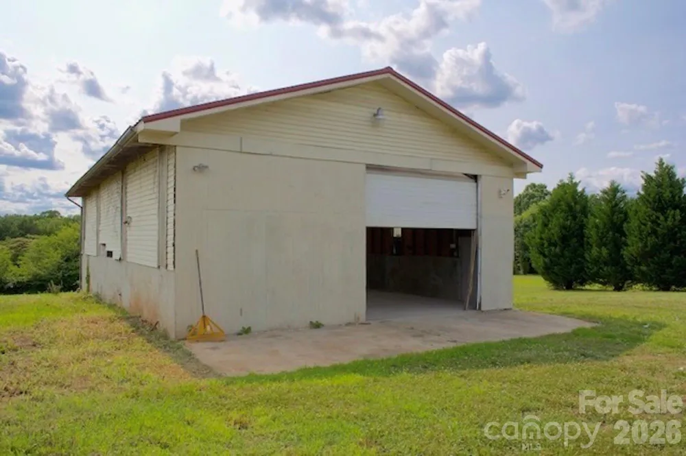 1016 Bethesda Road #4, 3, 2 Statesville, NC 28677