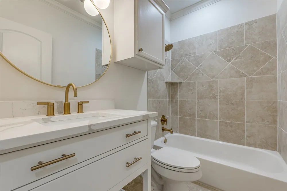 4210 Prescott #C Dallas, TX 75219