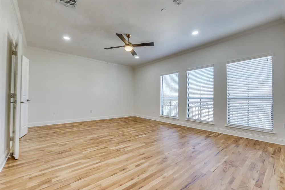 4210 Prescott #C Dallas, TX 75219