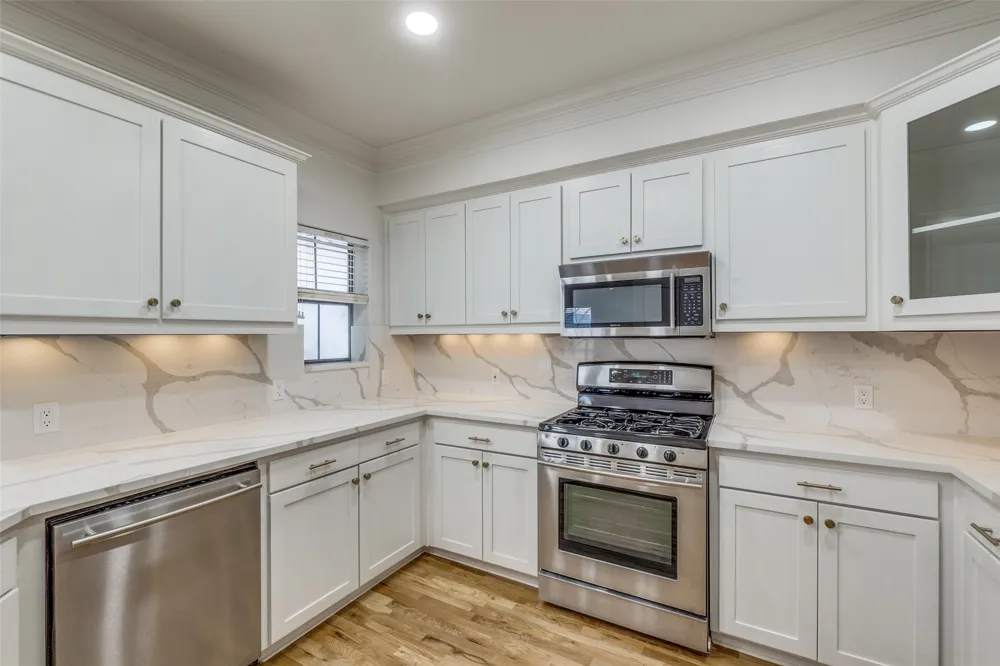 4210 Prescott #C Dallas, TX 75219